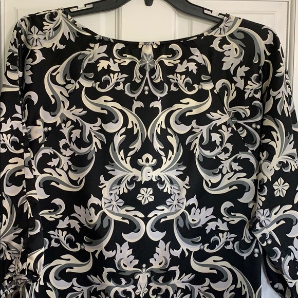 Old Navy silky black and gray XL shirt - Picture 5 of 5